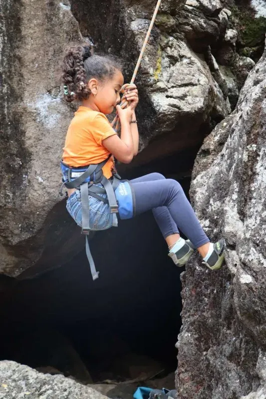 cour-enfant-escalade-vertical-aventure-reunion-2
