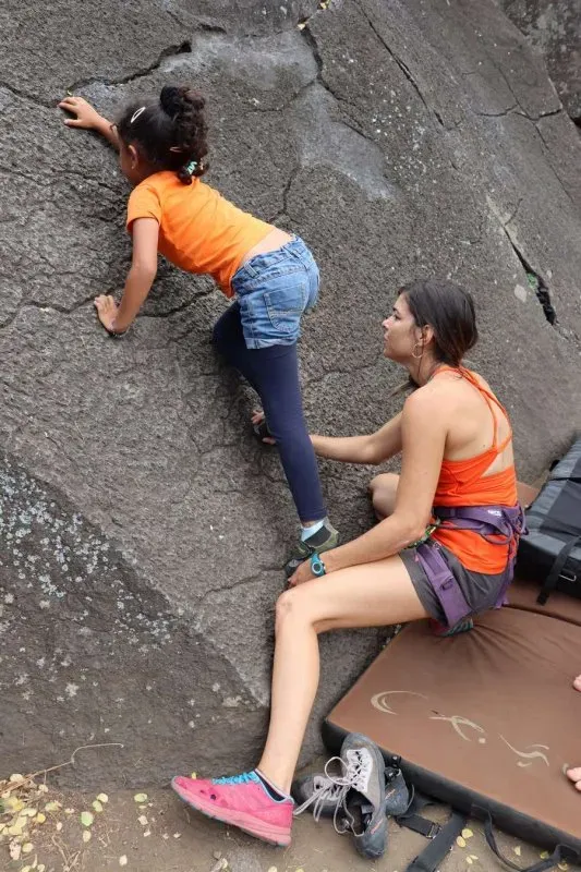 cour-enfant-escalade-vertical-aventure-reunion-6