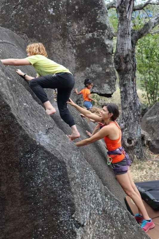 cour-enfant-escalade-vertical-aventure-reunion-9