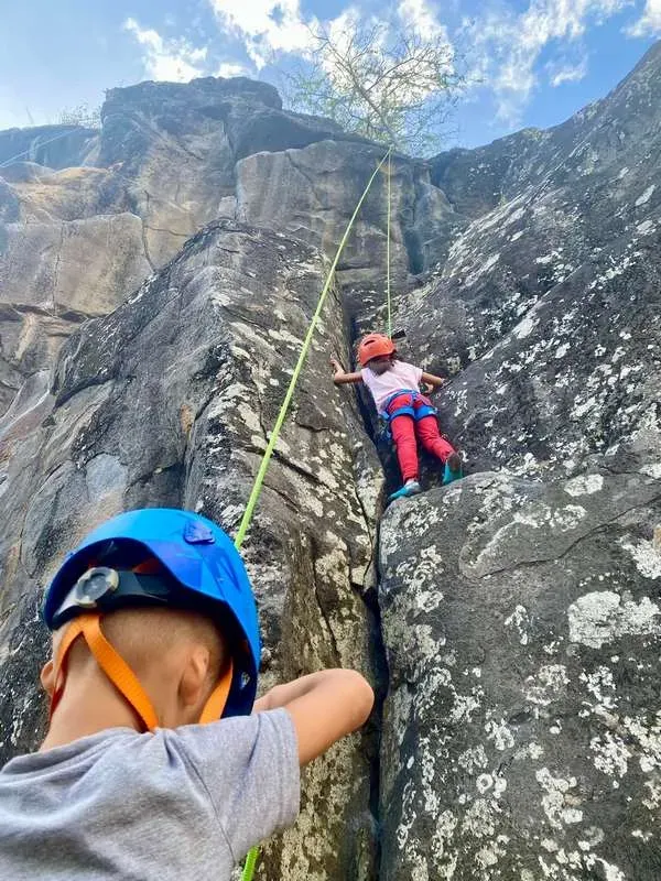 stage-escalade-enfant-l-etang-sale-vertical-aventure-reunion_8
